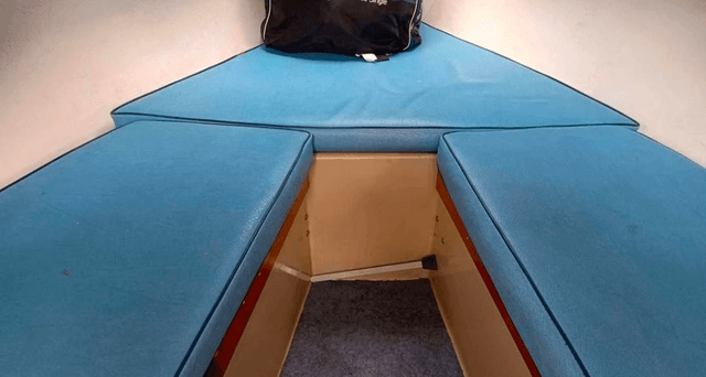 Voyager 19 Sailing Boat