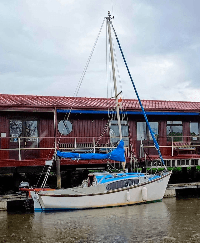 Voyager 19 Sailing Boat
